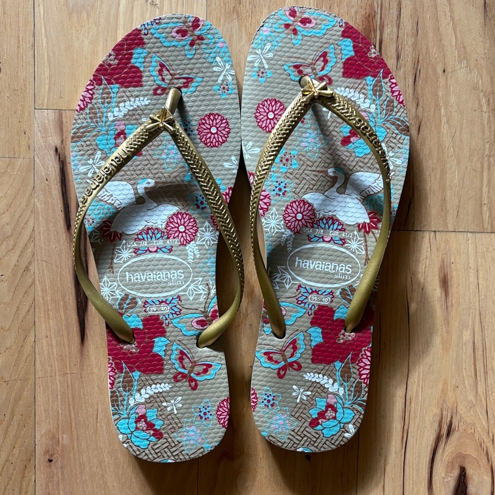 Havaianas Slim Floral Sandals with Gold Straps